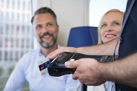 Contrôleur / Contrôleuse des transports en commun