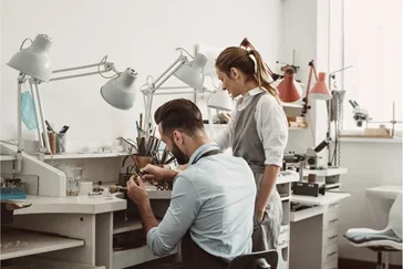 Responsable d'atelier en bijouterie ou joaillerie