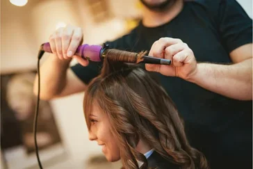 Coiffeur / Coiffeuse