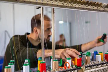 Conducteur / Conductrice de machine de production et transformation des fils