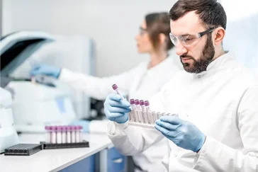 Technicien / Technicienne de laboratoires d'analyses médicales