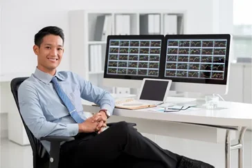 Analyste financier / Analyste financière