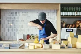 Fromager-affineur / Fromagère-affineuse
