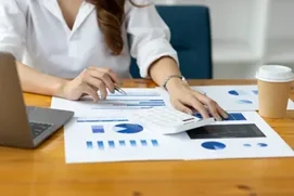 Directeur / Directrice des services administratifs et financiers